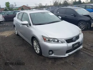 2013 Lexus CT 200h Hybrid with VIN JTHKD5BH1D2151368, listed as a IAAI auction lot 41962740 with 272,979 mi miles. Bid and sale history available at carsss.com. Image 1.