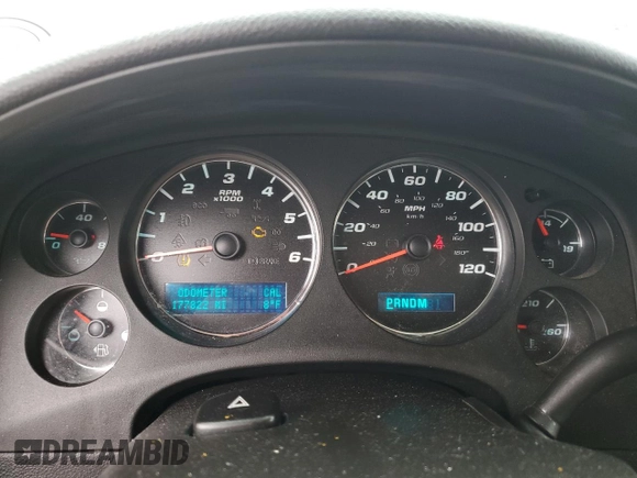 2010 Chevrolet Silverado 1500 with VIN 1GCYKTE2XAZ210496, listed as a Copart auction lot 50018275 with 177,822 mi miles and Clean Title. Bid and sale history available at DreamBid. Image 9.