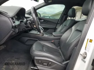 2017 Audi Q7 Premium Plus z VIN WA1LAAF71HD033334, wystawiony jako Copart lot #50545825 z przebiegiem 134 451 mil mil oraz Szkoda całkowita • Salvage title. Historia ofert i sprzedaży dostępna na DreamBid. Obrazek 7.