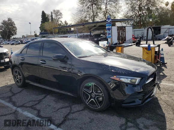 2022 Mercedes-Benz A 220 with VIN W1K3G4EB3NJ357626, listed as a Copart auction lot 42387845 with 32,358 mi miles and Salvage Title. Bid and sale history available at DreamBid. Image 4.