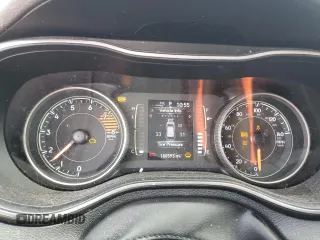 2019 Jeep Cherokee Latitude Plus with VIN 1C4PJLLXXKD262481, listed as a Copart auction lot 48874435 with 180,593 mi miles and Salvage Title. Bid and sale history available at carsss.com. Image 9.
