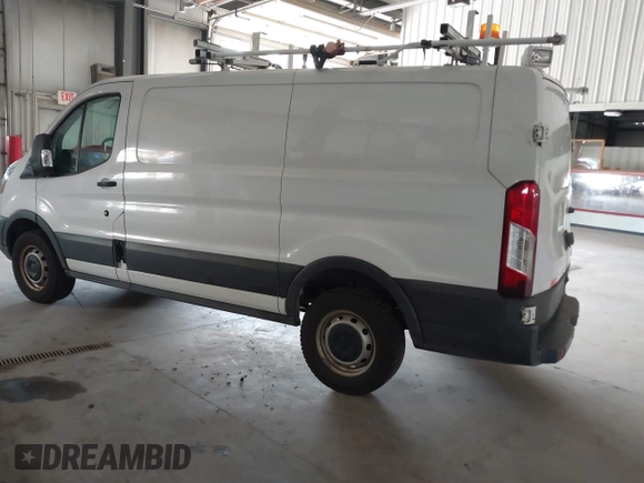 2016 Ford Transit Cargo z VIN 1FTYR1YM7GKB55438, wystawiony jako IAAI lot #42497571 z przebiegiem 66 612 mil mil oraz . Historia ofert i sprzedaży dostępna na DreamBid. Obrazek 3.