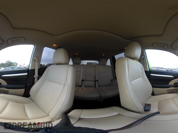 2019 Toyota Highlander SE with VIN 5TDJZRFH1KS567376, listed as a IAAI auction lot 42728105 with 58,970 mi miles and . Bid and sale history available at DreamBid. Image 18.