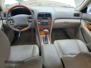 2001 Lexus ES 300 with VIN JT8BF28G510319575, listed as a Copart auction lot 54321275 with 139,224 mi miles and Non Repairable. Bid and sale history available at DreamBid. Image 8.