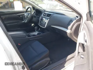 2016 Nissan Altima 2.5 S with VIN 1N4AL3AP1GN305423, listed as a IAAI auction lot 41804647 with 150,122 mi miles. Bid and sale history available at carsss.com. Image 5.