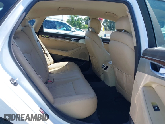 2016 Hyundai Genesis 3.8L z VIN KMHGN4JE2GU120592, wystawiony jako IAAI lot #42314558 z przebiegiem 106 533 mil mil oraz . Historia ofert i sprzedaży dostępna na DreamBid. Obrazek 8.