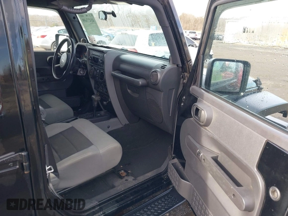 2008 Jeep Wrangler Unlimited X with VIN 1J4GA39188L510710, listed as a IAAI auction lot 41477699 with 98,038 mi miles and . Bid and sale history available at DreamBid. Image 5.