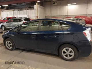 2013 Toyota Prius One with VIN JTDKN3DU8D1730070, listed as a IAAI auction lot 41831762 with 186,192 mi miles. Bid and sale history available at carsss.com. Image 15.