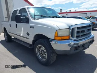 1999 Ford F-250 XL с VIN 1FTNW21F6XEB63445, выставлен на аукционе IAAI как лот 42197199 с пробегом 328 335 миль миль и . История ставок и продаж доступна на DreamBid. Изображение 1.