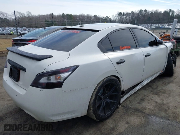 2012 Nissan Maxima 3.5 SV with VIN 1N4AA5AP9CC825747, listed as a IAAI auction lot 41476704 with 220,949 mi miles. Bid and sale history available at carsss.com. Image 4.