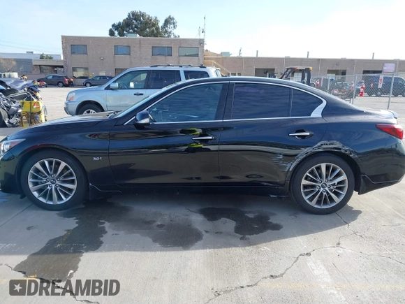 2018 Infiniti Q50 Sport with VIN JN1EV7AP6JM366702, listed as a IAAI auction lot 41852058 with 60,472 mi miles and . Bid and sale history available at carsss.com. Image 14.