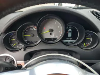 2017 Porsche Cayenne S E-Hybrid with VIN WP1AE2A26HLA74128, listed as a Copart auction lot 46486355 with 57,482 mi miles and Salvage title. Bid and sale history available at DreamBid. Image 9.