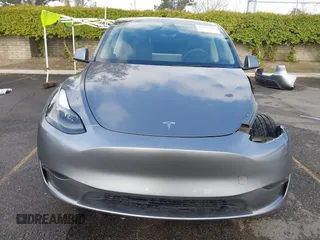 2024 Tesla Model Y Performance z VIN 7SAYGDEF5RA322392, wystawiony jako IAAI lot #41939339 z przebiegiem 20 808 mil mil oraz . Historia ofert i sprzedaży dostępna na DreamBid. Obrazek 13.