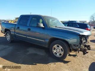 2006 Chevrolet Silverado 1500 LT1 with VIN 2GCEC13T461167211, listed as a IAAI auction lot 41456631 with 334,244 mi miles. Bid and sale history available at carsss.com. Image 1.