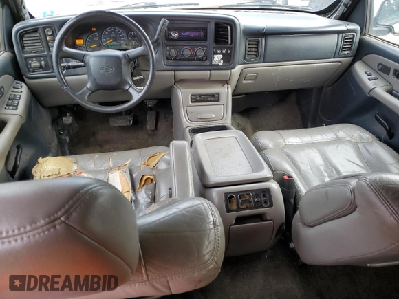 2000 Chevrolet Suburban LS with VIN 3GNGK26U3YG172343, listed as a Copart auction lot 47106575 with 339,445 mi miles and Clean Title. Bid and sale history available at carsss.com. Image 8.