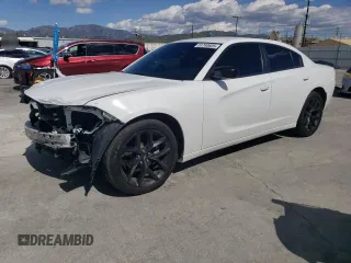 2022 Dodge Charger SXT with VIN 2C3CDXBG4NH161771, listed as a Copart auction lot 51740605 with 28,930 mi miles and Salvage Title. Bid and sale history available at DreamBid. Image 1.