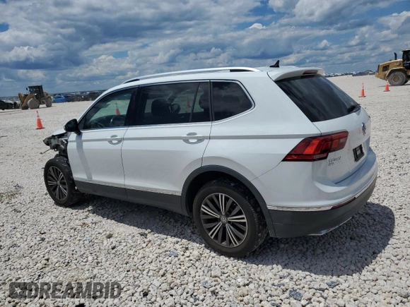 2018 Volkswagen Tiguan SEL z VIN 3VV2B7AX8JM156391, wystawiony jako Copart lot #56233975 z przebiegiem 85 166 mil mil oraz Szkoda całkowita • Salvage title. Historia ofert i sprzedaży dostępna na DreamBid. Obrazek 2.