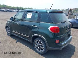 2014 FIAT 500L Trekking z VIN ZFBCFADH8EZ018575, wystawiony jako IAAI lot #42415012 z przebiegiem 100 301 mil mil oraz . Historia ofert i sprzedaży dostępna na DreamBid. Obrazek 3.