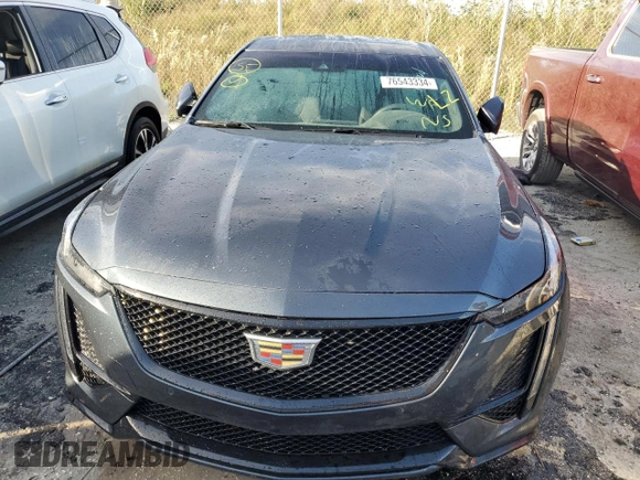 2022 Cadillac CT5 Sport z VIN 1G6DP5RK1N0120432, wystawiony jako Copart lot #76543334 z przebiegiem Nie podano mil oraz Nie do naprawy • Non repairable. Historia ofert i sprzedaży dostępna na DreamBid. Obrazek 5.