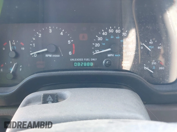 1997 Jeep Wrangler SE z VIN 1J4FY29PXVP476036, wystawiony jako IAAI lot #41882559 z przebiegiem 82 888 mil mil oraz . Historia ofert i sprzedaży dostępna na DreamBid. Obrazek 7.