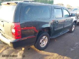 2013 Chevrolet Suburban LT with VIN 1GNSKJE78DR347079, listed as a IAAI auction lot 41404605 with 170,274 mi miles. Bid and sale history available at carsss.com. Image 4.