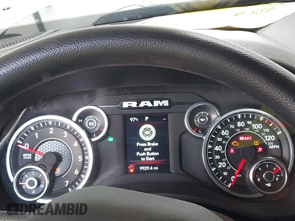 2024 Ram 2500 Tradesman с VIN 3C6UR5CJ4RG267621, выставлен на аукционе IAAI как лот 42442525 с пробегом 9 929 миль миль и . История ставок и продаж доступна на DreamBid. Изображение 7.