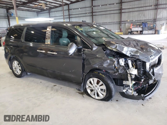 2018 Kia Sedona LX with VIN KNDMB5C17J6405820, listed as a Copart auction lot 88976525 with 110,658 mi miles and Non Repairable. Bid and sale history available at carsss.com. Image 4.