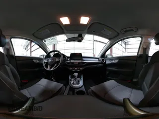 2023 Kia Forte LXS z VIN 3KPF24AD4PE646186, wystawiony jako IAAI lot #42137342 z przebiegiem 15 866 mil mil oraz . Historia ofert i sprzedaży dostępna na DreamBid. Obrazek 23.
