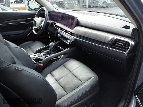 2023 Kia Telluride SX with VIN 5XYP54GC5PG369223, listed as a IAAI auction lot 41342959 with 19,237 mi miles and . Bid and sale history available at DreamBid. Image 5.