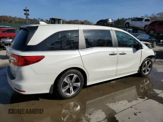 2019 Honda Odyssey Touring with VIN 5FNRL6H89KB064683, listed as a Copart auction lot 84063114 with 71,919 mi miles and Salvage Title. Bid and sale history available at carsss.com. Image 3.