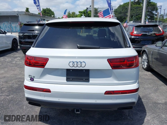 2019 Audi Q7 Prestige with VIN WA1VAAF76KD026816, listed as a IAAI auction lot 42092849 with 61,845 mi miles and . Bid and sale history available at DreamBid. Image 16.