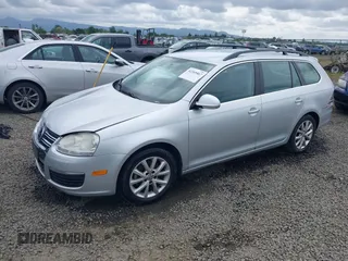 2009 Volkswagen Jetta SE с VIN 3VWPM71K89M342458, выставлен на аукционе IAAI как лот 42269467 с пробегом 186 065 миль миль и . История ставок и продаж доступна на DreamBid. Изображение 18.