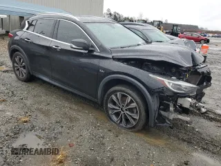 2017 Infiniti QX30 Luxury with VIN SJKCH5CR5HA021457, listed as a Copart auction lot 45233234 with 78,996 mi miles and Salvage Title. Bid and sale history available at carsss.com. Image 4.