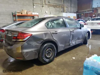 2015 Honda Civic Sedan LX with VIN 19XFB2F54FE247105, listed as a Copart auction lot 46421045 with 128,141 mi miles and Clean Title. Bid and sale history available at carsss.com. Image 3.