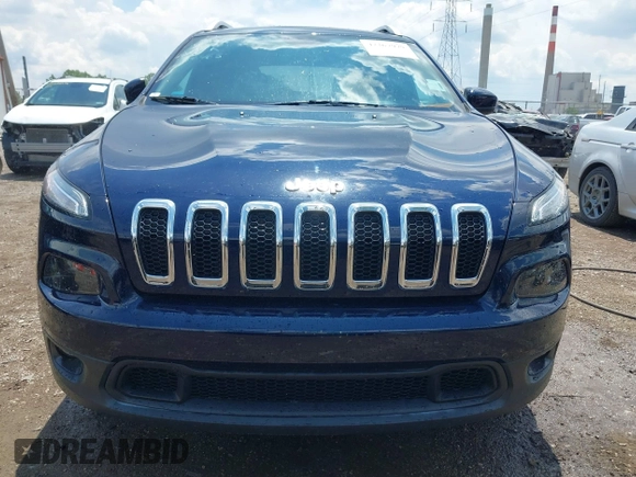 2016 Jeep Cherokee Latitude z VIN 1C4PJMCB1GW236468, wystawiony jako IAAI lot #42367979 z przebiegiem 72 301 mil mil oraz . Historia ofert i sprzedaży dostępna na DreamBid. Obrazek 12.