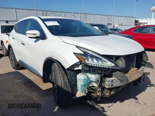 2019 Nissan Murano Platinum z VIN 5N1AZ2MJ2KN146250, wystawiony jako IAAI lot #41961759 z przebiegiem 76 202 mil mil oraz . Historia ofert i sprzedaży dostępna na DreamBid. Obrazek 1.