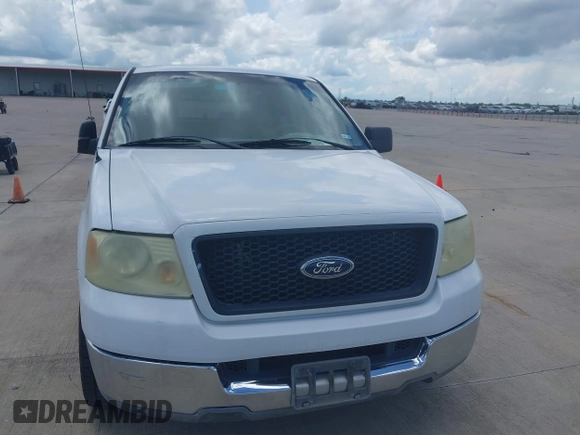 2004 Ford F-150 STX with VIN 1FTRX12W84NB06070, listed as a IAAI auction lot 42614653 with 254,056 mi miles and . Bid and sale history available at DreamBid. Image 6.