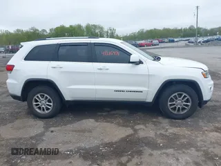 2020 Jeep Grand Cherokee Altitude z VIN 1C4RJFAGXLC125416, wystawiony jako IAAI lot #42216471 z przebiegiem 66 326 mil mil oraz . Historia ofert i sprzedaży dostępna na DreamBid. Obrazek 13.