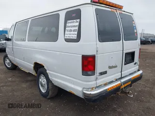 2003 Ford Econoline Passenger XL with VIN 1FBSS31L33HB31494, listed as a IAAI auction lot 41914572 with 156,993 mi miles and . Bid and sale history available at DreamBid. Image 3.