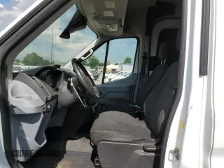 2015 Ford Transit z VIN 1FTSW2CM6FKA90009, wystawiony jako Copart lot #56089025 z przebiegiem 133 000 mil mil oraz Szkoda całkowita • Salvage title. Historia ofert i sprzedaży dostępna na DreamBid. Obrazek 7.