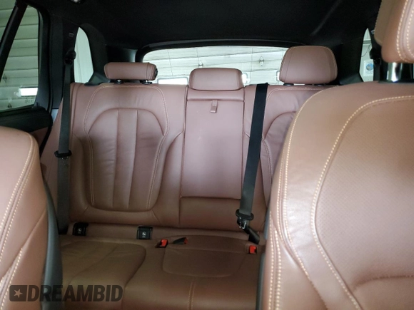2019 BMW X5 xDrive40i z VIN 5UXCR6C5XKLL21055, wystawiony jako Copart lot #58574775 z przebiegiem 45 017 mil mil oraz Szkoda całkowita • Salvage title. Historia ofert i sprzedaży dostępna na DreamBid. Obrazek 10.