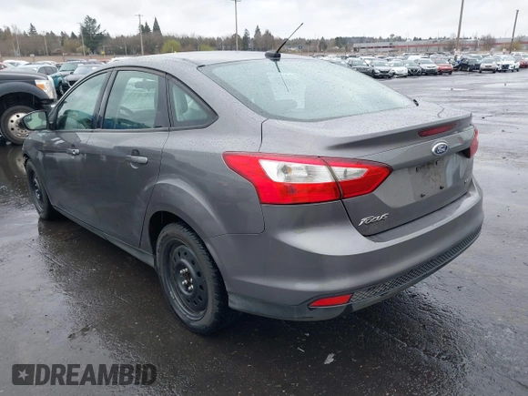 2012 Ford Focus SE with VIN 1FAHP3F24CL217777, listed as a IAAI auction lot 41831391 with 218,308 mi miles. Bid and sale history available at carsss.com. Image 3.