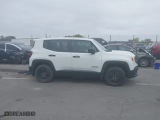 2018 Jeep Renegade Sport with VIN ZACCJBAB1JPH94427, listed as a IAAI auction lot 41900517 with 37,968 mi miles. Bid and sale history available at carsss.com. Image 13.