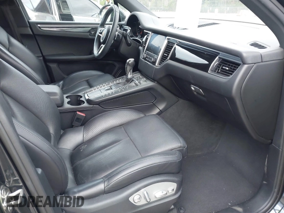2018 Porsche Macan with VIN WP1AA2A51JLB14594, listed as a IAAI auction lot 41600408 with 85,643 mi miles and . Bid and sale history available at DreamBid. Image 5.