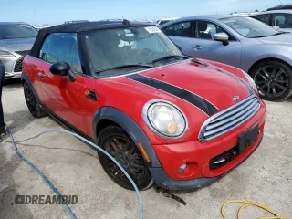 2015 MINI Convertible с VIN WMWZN3C53FT266957, выставлен на аукционе Copart как лот 74564094 с пробегом Не указан миль и На запчасти • Non repairable. История ставок и продаж доступна на DreamBid. Изображение 4.