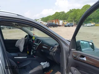2014 Mercedes-Benz M 350 с VIN 4JGDA5HB2EA389089, выставлен на аукционе IAAI как лот 42402880 с пробегом 102 732 миль миль и . История ставок и продаж доступна на DreamBid. Изображение 5.