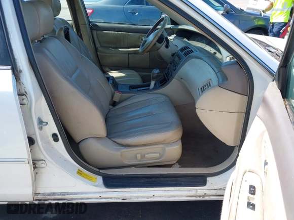 2001 Toyota Avalon XL z VIN 4T1BF28B51U139054, wystawiony jako IAAI lot #42223994 z przebiegiem 250 902 mil mil oraz . Historia ofert i sprzedaży dostępna na DreamBid. Obrazek 5.