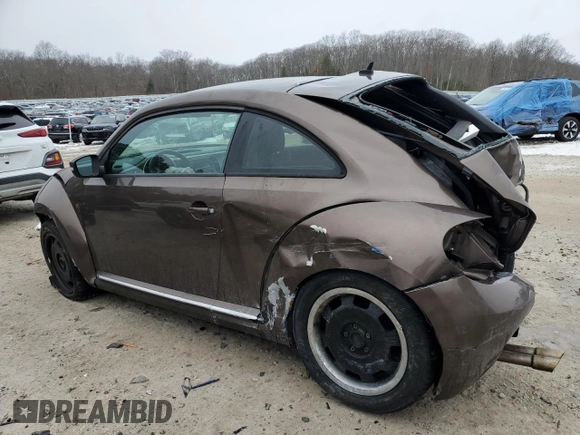 2012 Volkswagen Beetle 2.5L PZEV with VIN 3VWJP7AT0CM628706, listed as a Copart auction lot 88255325 with 260,335 mi miles and Clean Title. Bid and sale history available at carsss.com. Image 2.