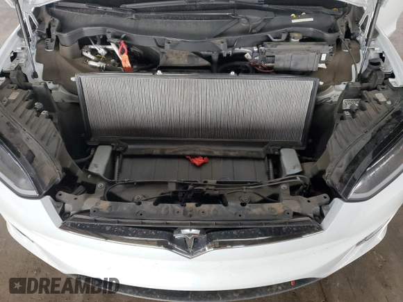 2018 Tesla Model X 75D with VIN 5YJXCBE23JF133589, listed as a Copart auction lot 55573715 with 89,234 mi miles and Salvage Title. Bid and sale history available at DreamBid. Image 12.