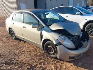 2008 Nissan Versa 1.8 S with VIN 3N1BC11E28L351929, listed as a IAAI auction lot 41431407 with 86,426 mi miles. Bid and sale history available at carsss.com. Image 1.